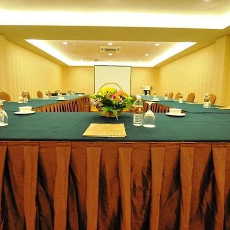 11@Century Hotel Johor Bahru Exterior photo